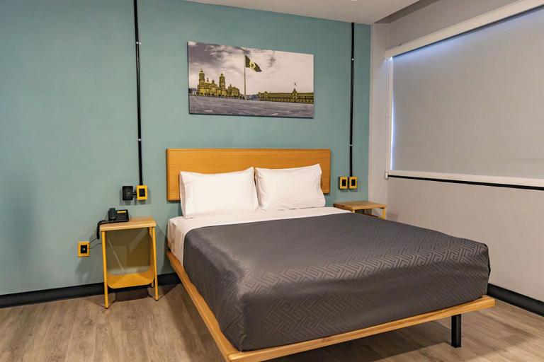 Room 5, Hotel Escala Plaza Garbaldi, Mexico City