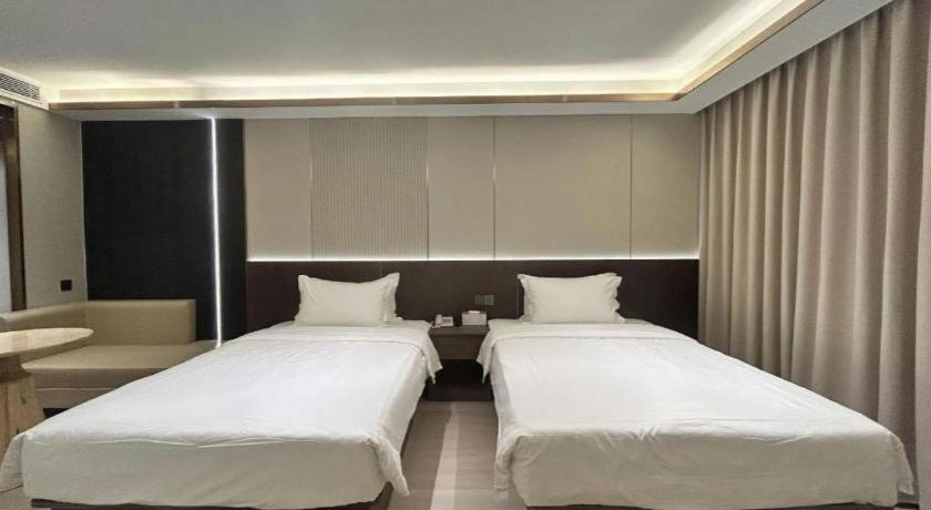 Bedroom, Jinjiang Inn Zhuhai Gongbei Port, Zhuhai