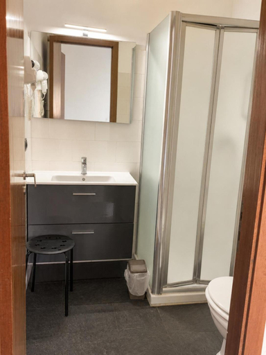 Bathroom 5, NEW FAMILY INN, Milano
