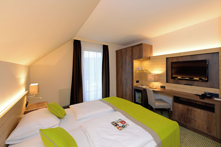 Bedroom 1, Hotel Schwarz Alm Zwettl, Zwettl