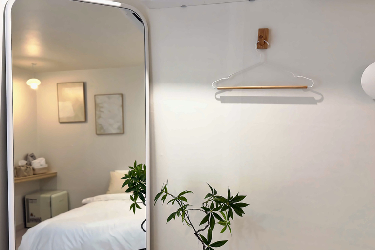 Room 4, Stay Zam Hotel