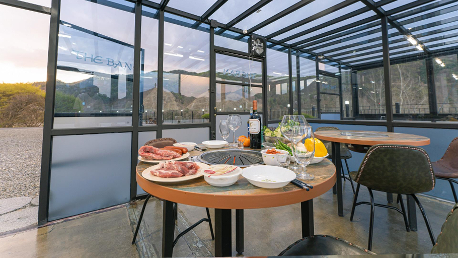 Food & Drinks, Chuncheon (Nami Island) Durban Pool Villa, Gapyeong