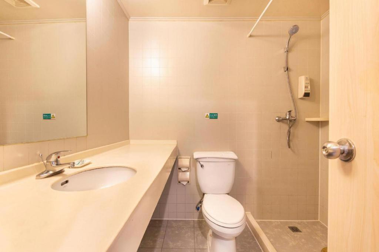 Bathroom 5, Jinjiang Inn Jinhua Binhong Road, Jinhua
