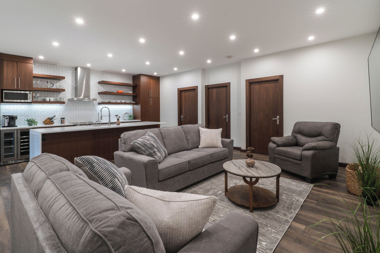 Living area 4, The Alpine Den, Columbia-Shuswap