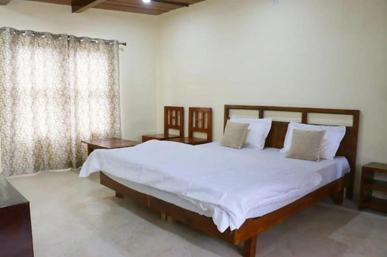 Bedroom 2, Pinaceae Resort, Dehradun
