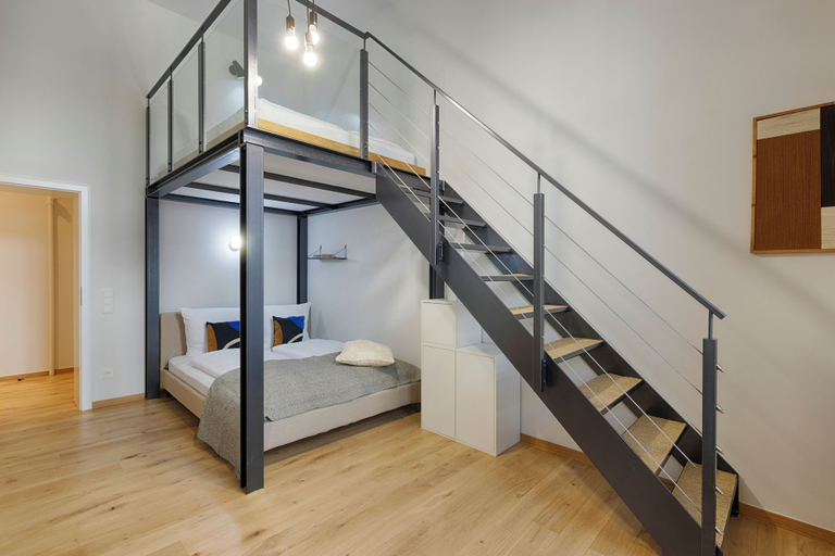 Room 2, homie stay am spital, Würzburg