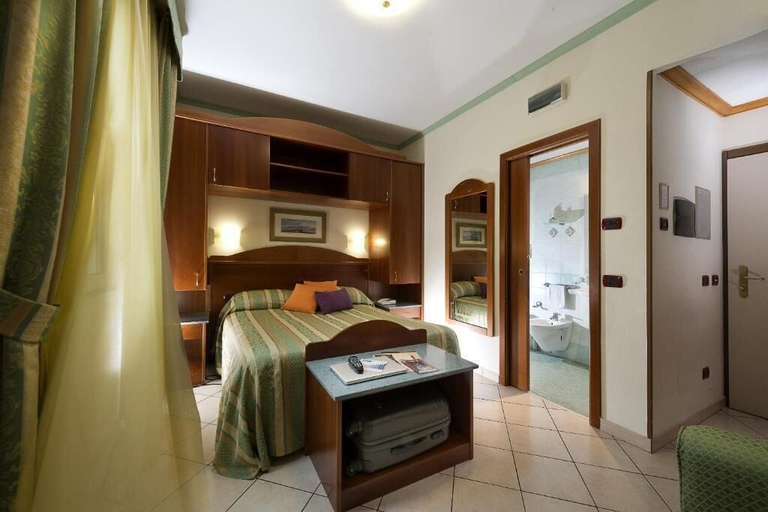 Room 3, Hotel La Pioppa, Bologna