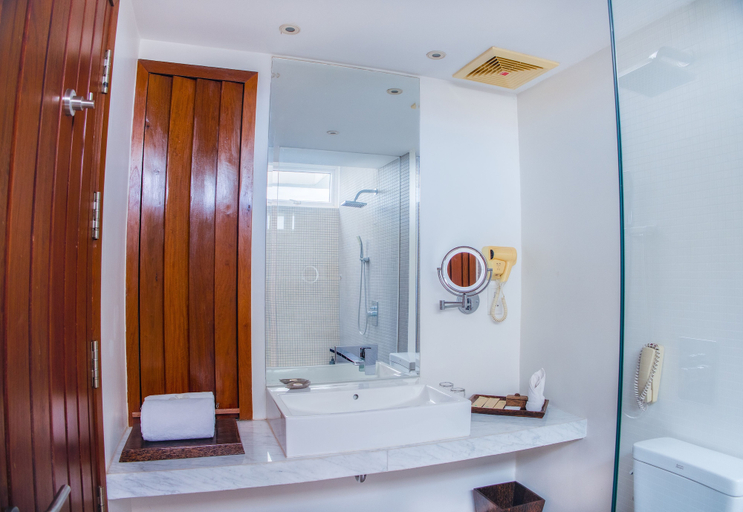 Bathroom 5, Hotel Somadevi Angkor Boutique and Resort, Siem Reap