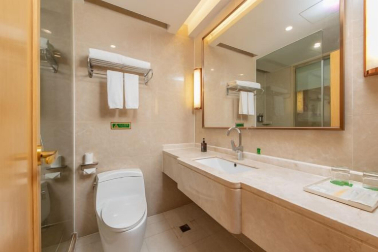 Bathroom 4, Vienna International Hotel ( Shunde Jun'anBiguiyuan Golf Club）, Foshan
