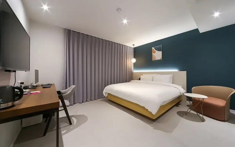 Bedroom 4, Busan Daeyeondong Hotel Bosco, Nam
