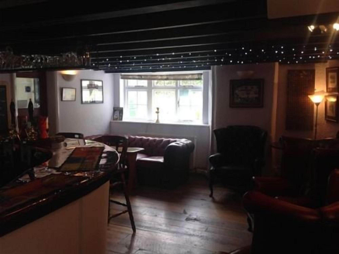 Others 5, Safe Harbour Inn, Cornwall