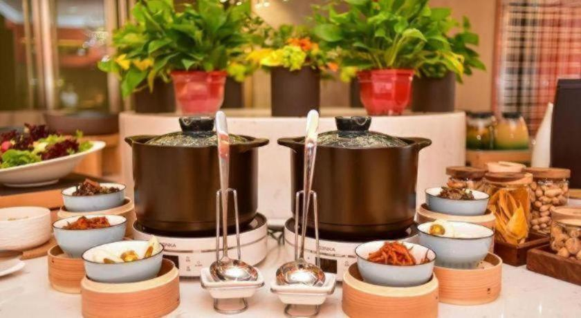 Food & Drinks 5, Atour Hotel Shenyang South Station Quanyun Road, Shenyang
