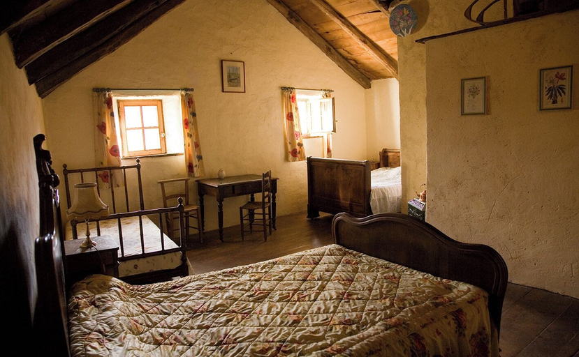 Bedroom 3, La ferme des Cévennes, Lozère