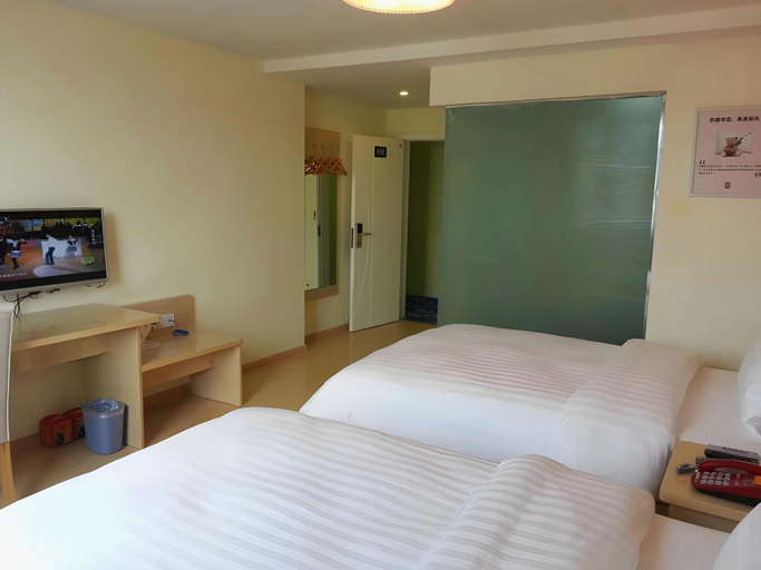 Bedroom, 7 Days Inn Jiamusi Xilin Road RT-Mart, Jiamusi