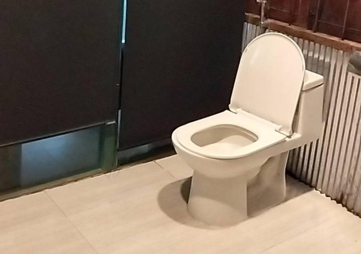 Bathroom 3, Sangna Heritage, Ban Thi