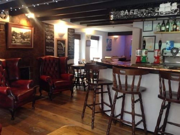 Food & Drinks 4, Safe Harbour Inn, Cornwall