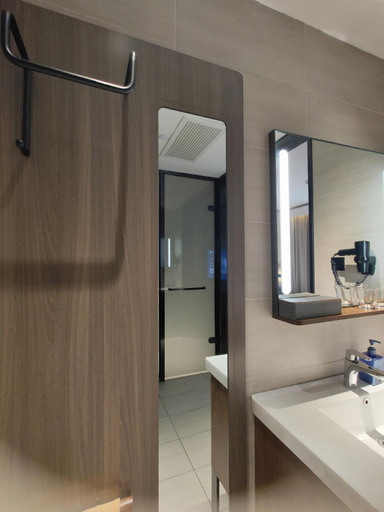 Bathroom 4, Hanting Hotel Xuzhou Dacheng Logistics Park, Xuzhou