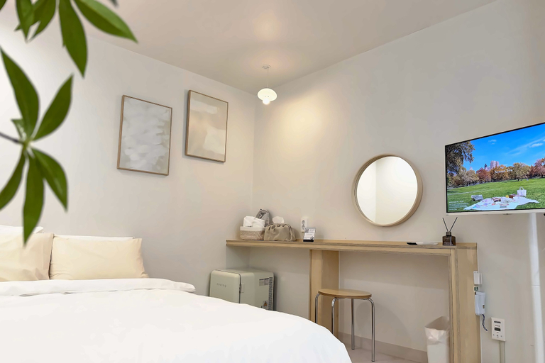 Room 5, STAY zzZARM Hotel
