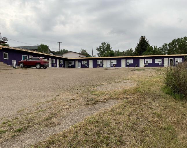 Others 5, GULL LAKE LODGE MOTEL, Division No. 8