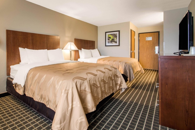 Bedroom 4, Sleep Inn & Suites Madison West, Dane
