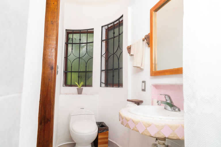 Bathroom 5, Enigmatic Boutique Hotel, Isla Mujeres