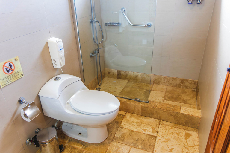 Bathroom 4, REFUGIO EL MOLLE, Elqui