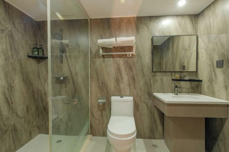 Bathroom 3, Huating Hotel (Zhuhai Youtehui Branch), Zhuhai