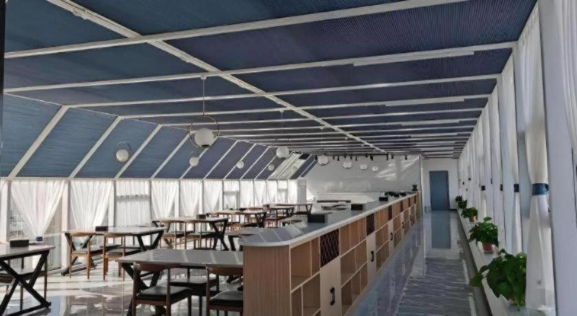 Food & Drinks, GreenTree Inn Express Liaoning Jinzhou Bijia Mountain, Dandong