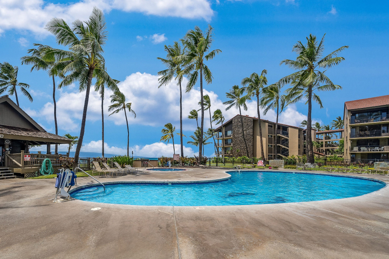 Sport & Beauty 5, Papakea L207 Ocean Front 1 Bedroom 1 Condo by RedAwning, Maui