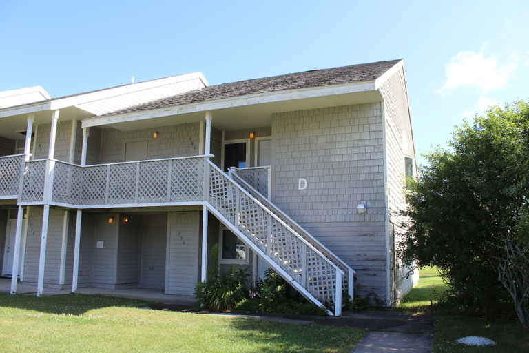 Front of property 2, Thousand Islands Country Club, Jefferson