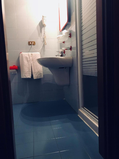 Bathroom 3, Hotel Al Sole - Preganziol, Treviso