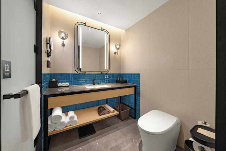 Bathroom 5, Four Points By Sheraton Guiyang Guanshanhu, Guiyang