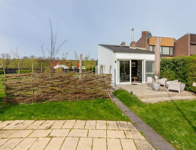 Exterior 4, Holiday Home in Nieuwvliet Near the Beach, Sluis