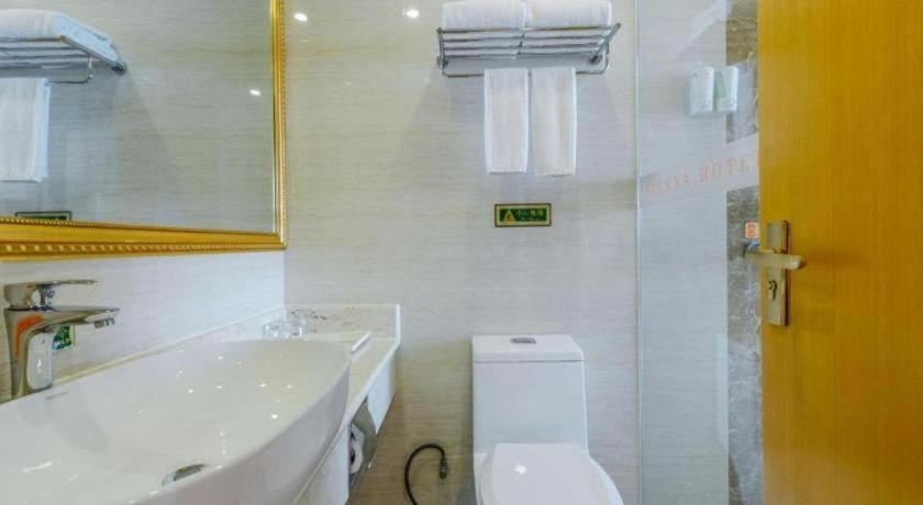 Bathroom 4, Vienna Hotel Urumqi Railway Administration Academy of Sciences, Ürümqi