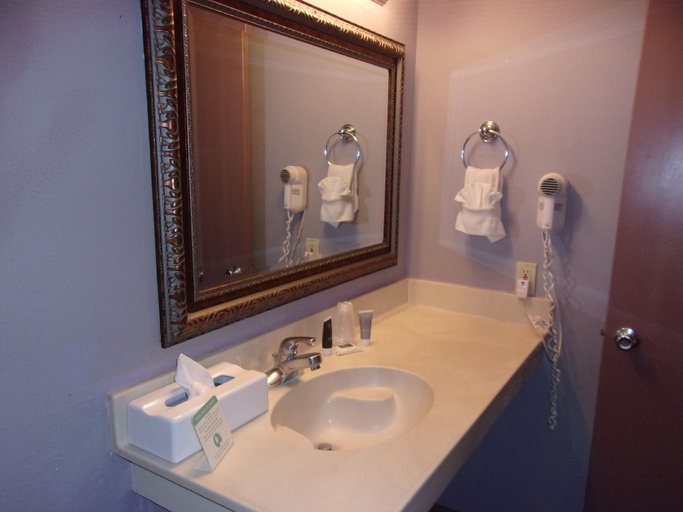 Bathroom, Sedona Uptown Suites, Coconino
