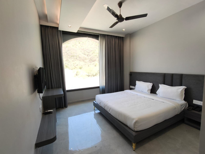 Room 3, Bhavya Mountain Resort Udaipur, Udaipur