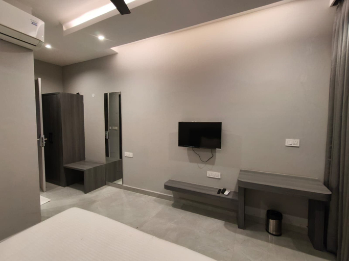 Room 5, Bhavya Mountain Resort Udaipur, Udaipur