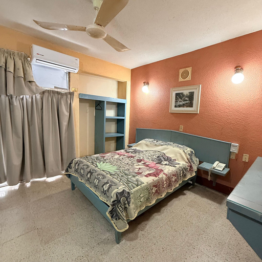 Room 2, hotel internacional plaza, Puente Nacional