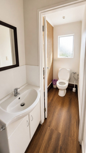 Bathroom 3, The Crossing Lodge, Ruapehu