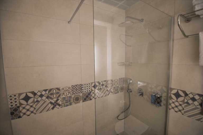 Bathroom 5, Dovv Hotel, Gaziemir