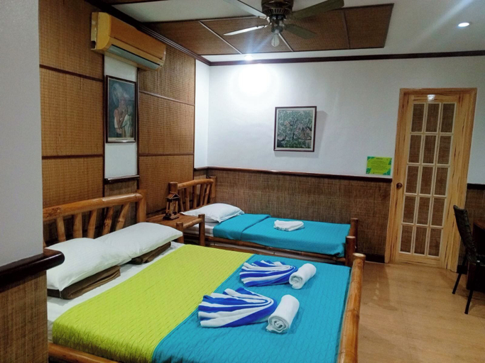 Room 3, Noni's Resort, Alitagtag