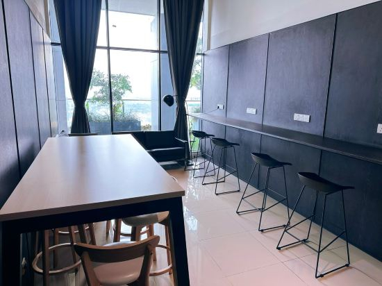 Hotel Interior/Public Areas 3, The Colony Infinitum By Homelux KLCC View Infinity Pool, Kuala Lumpur