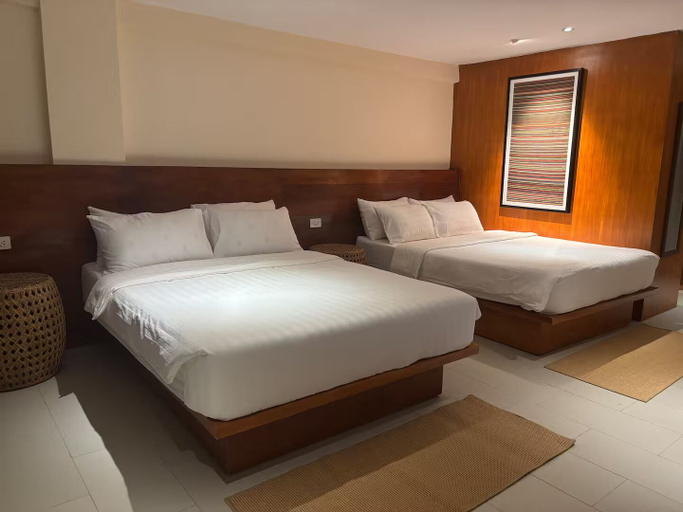 Room 5, The Shore at San Remigio, San Remigio