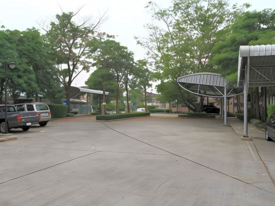 Others 2, Happyland Mansion, Bang Kapi