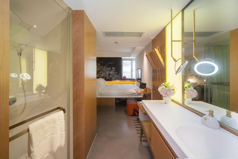 Bathroom 3, 8 Art Hotel On The Bund, Shanghai