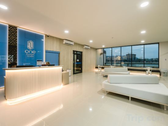 Hotel Interior/Public Areas
