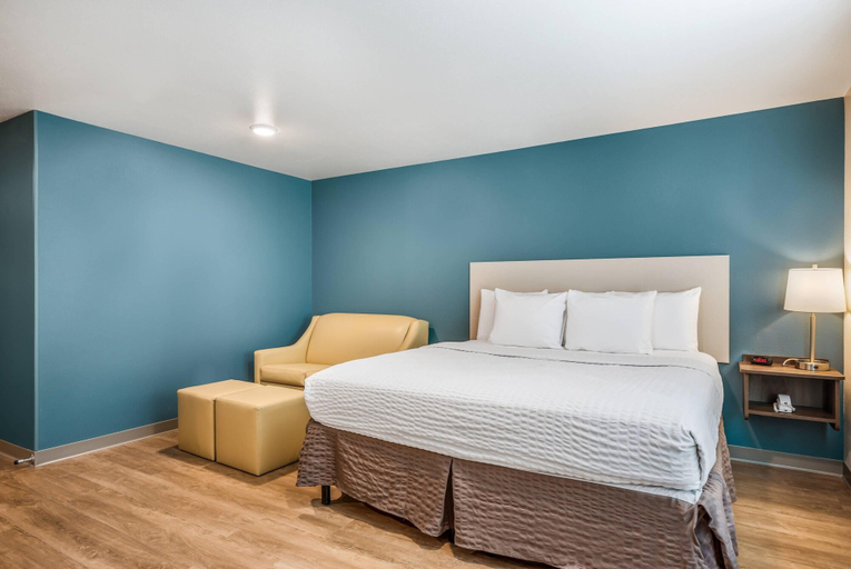 Bedroom 3, WoodSpring Suites Broomfield-Westminster, Broomfield