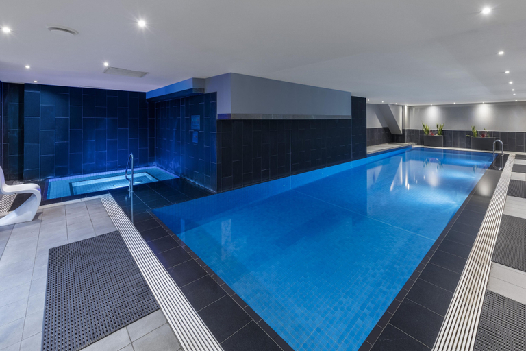 Sport & Beauty 3, Oaks Melbourne on Market Hotel, Melbourne
