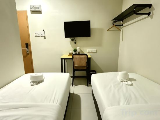 Others 5, Swing & Pillows @ Salak Tinggi KLIA Transit 【Late Check Out + Open 24 Hour】, Sepang