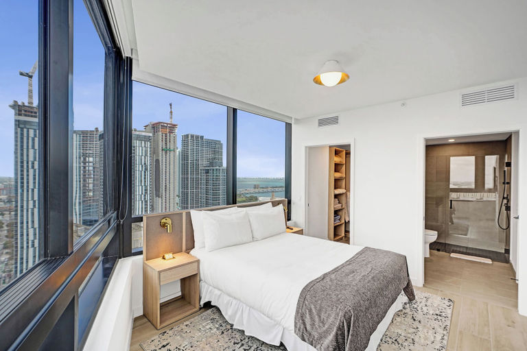Interior 3, Sky Estate Penthouse- Pool, Parking, Amenities, Miami-Dade